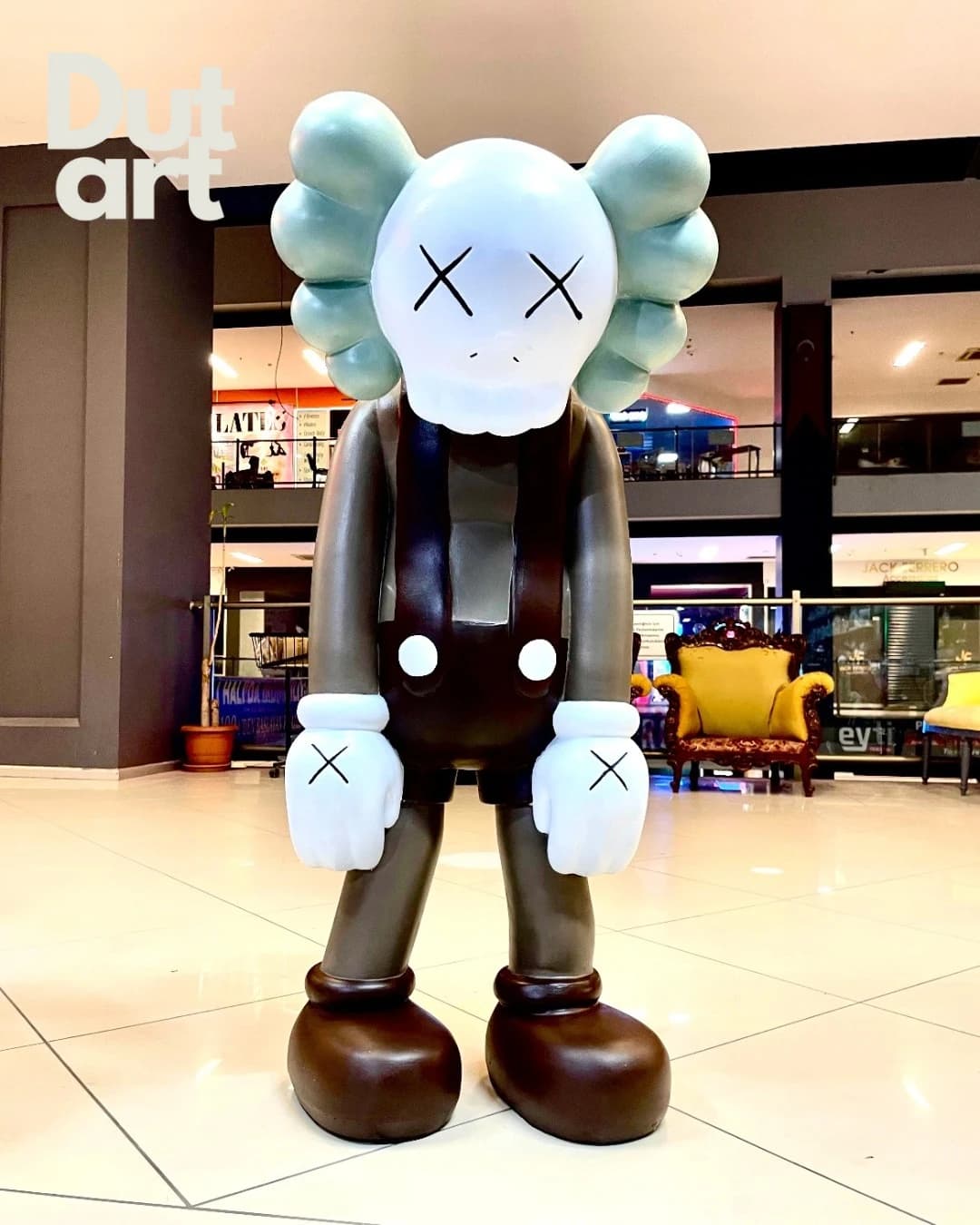 Fiberglas Kaws